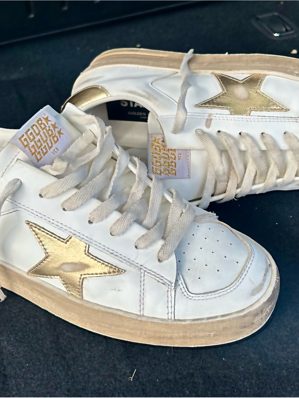 Golden Goose White Leather Sneakers with Metallic Gold Star (Sz 41)